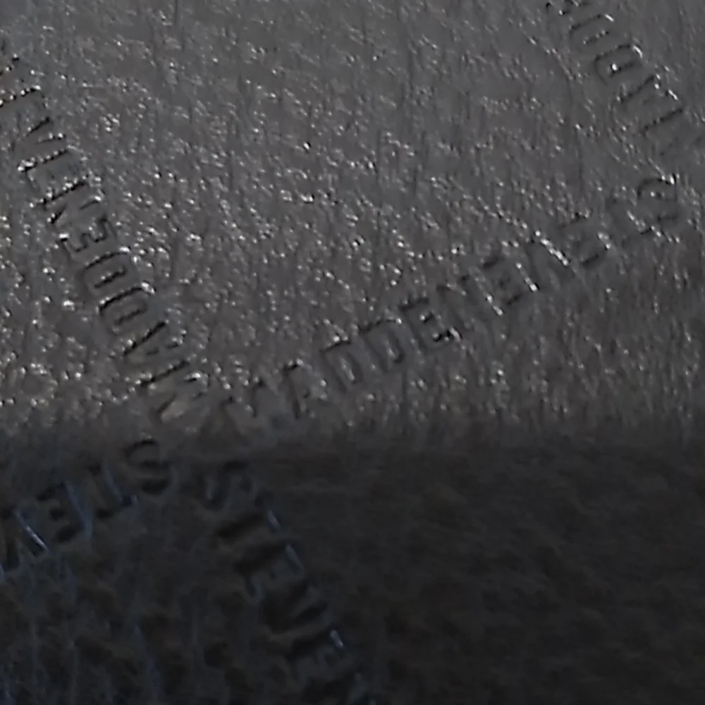 Steve Madden Wallet - Picture 9 of 9